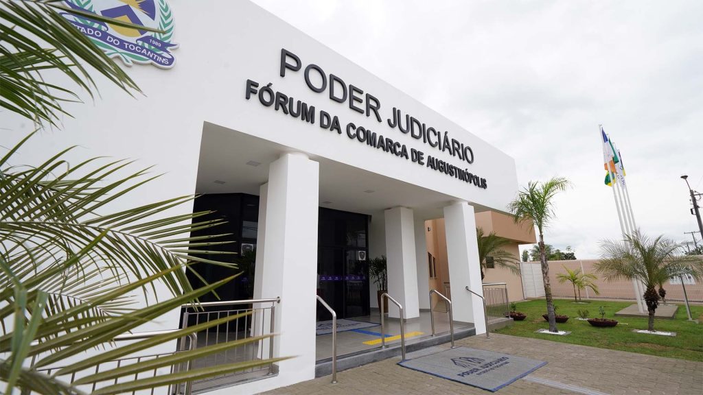 Homem é condenado por tentar matar travesti a facadas durante discussão