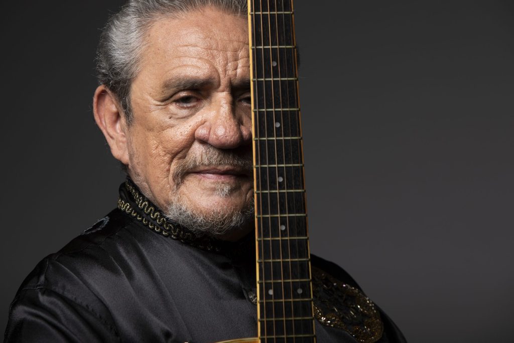 Trilhas das novelas de Benedito Ruy Barbosa incluem músicas marcantes que ainda ecoam na memória popular