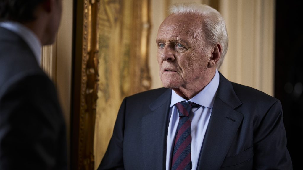Aos 88 anos, Anthony Hopkins assina contrato com gravadora como compositor