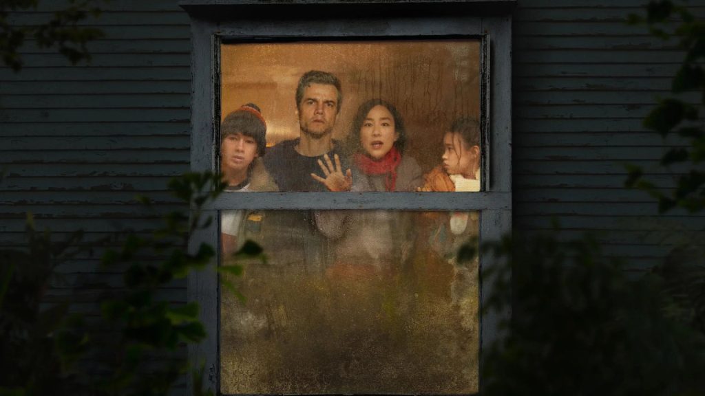 ‘A Última Casa’: Wagner Moura estrela filme com família presa dentro da própria residência