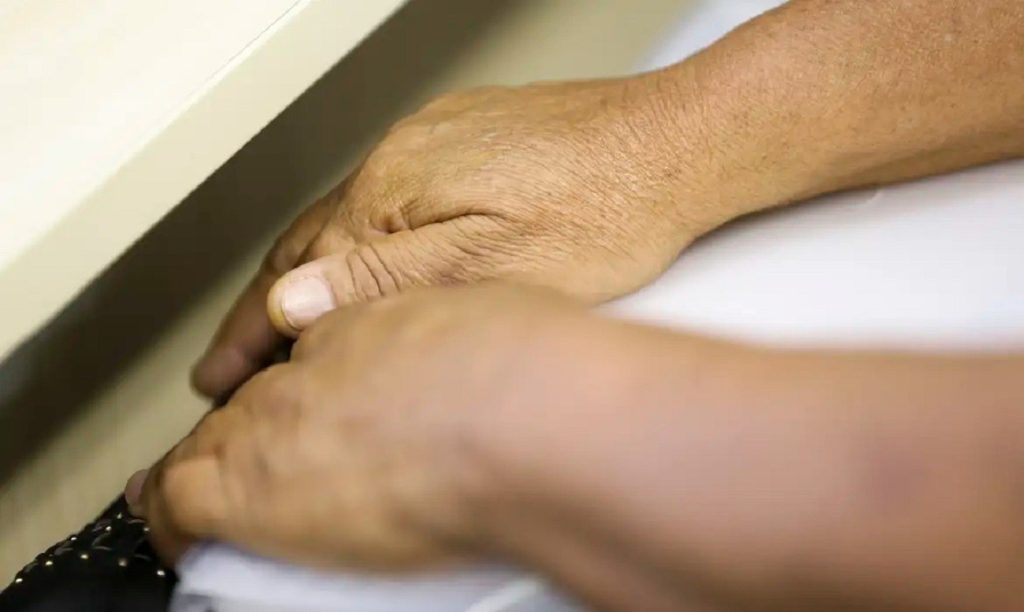Entenda o acordo entre filhos e MP para reforçar os cuidados com a mãe de 100 anos
